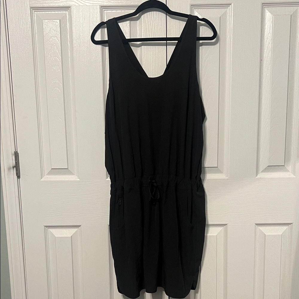 EUC Patagonia Black Mini Drawstring/Cinched Waist Dress Size XL
